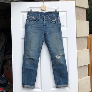 Levi’s Relaxed Fit 501T